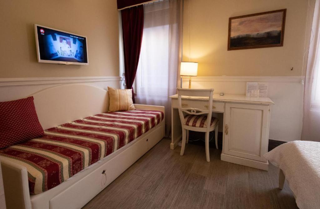 Bed Bra Hotel Верона Екстериор снимка